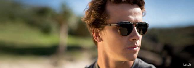 Oakley products can only be shipped to U.S. and Caribbean addresses.